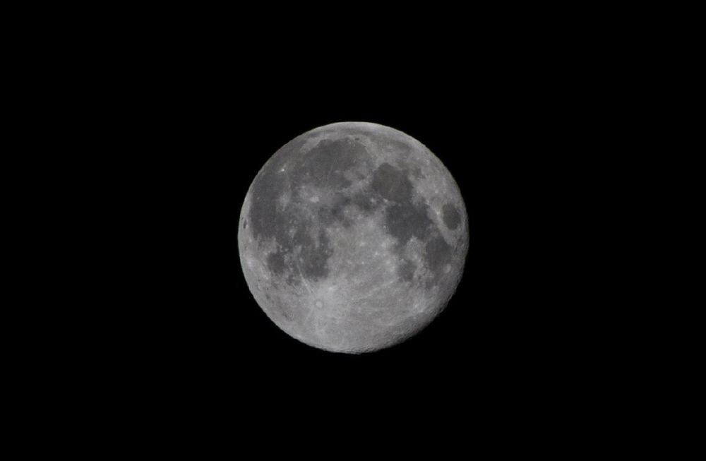 The full Moon in detail