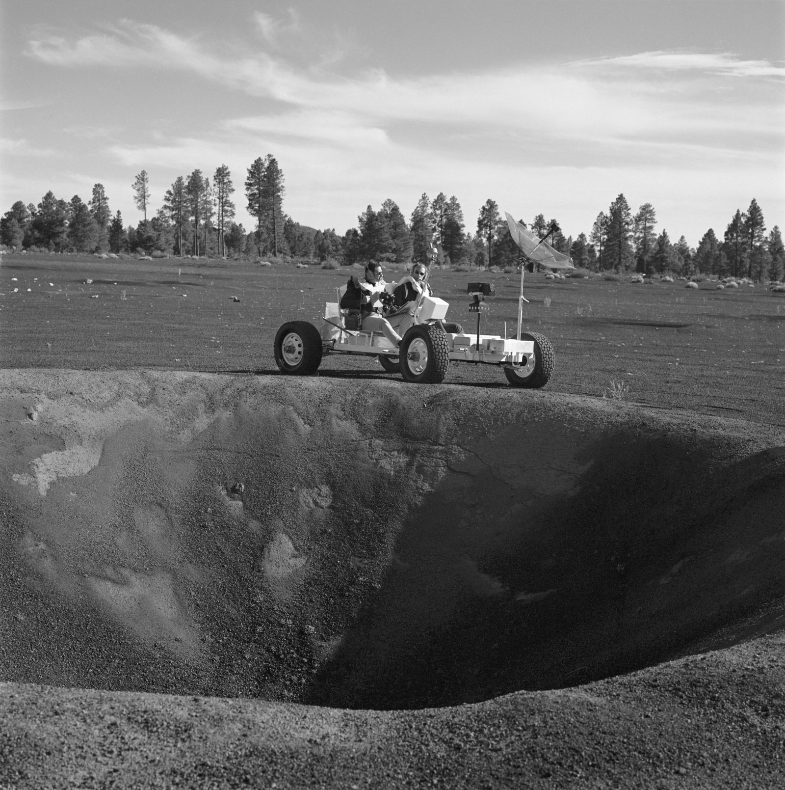 Astronauts training in field geology on Earth